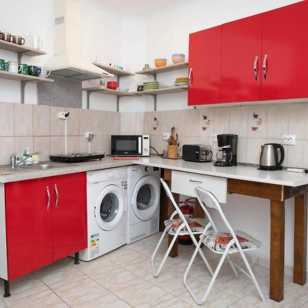Cosy Apartment In City Centre Nagyvárad Kültér fotó