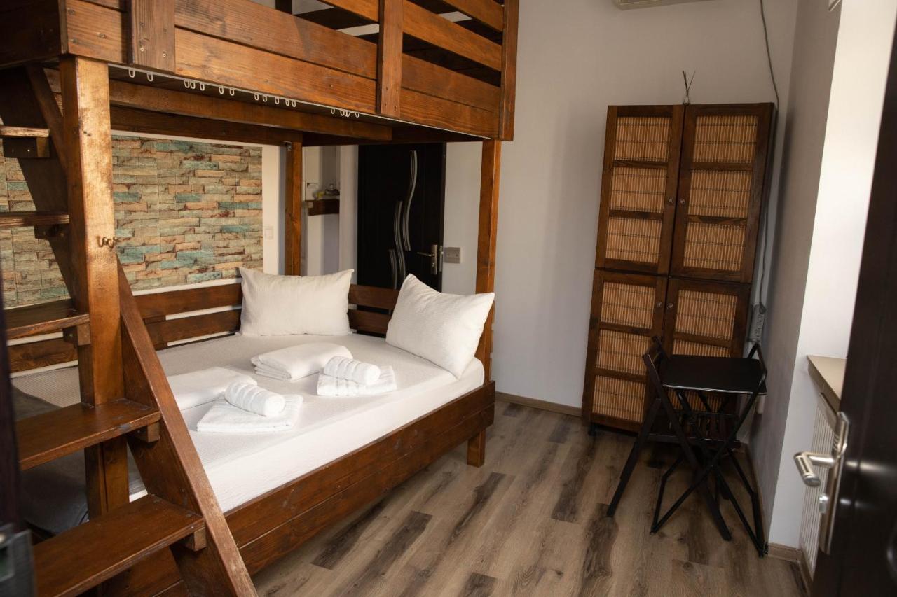 Cosy Apartment In City Centre Nagyvárad Kültér fotó