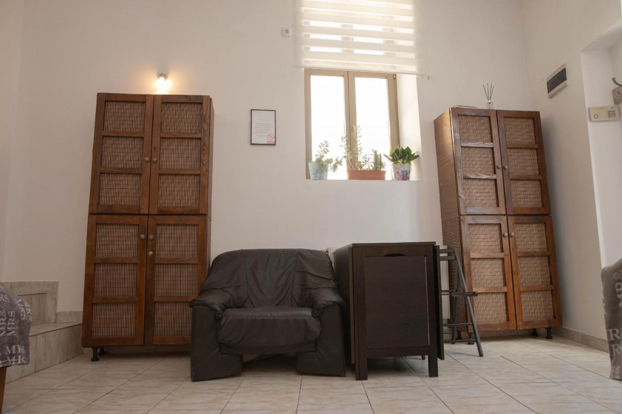 Cosy Apartment In City Centre Nagyvárad Kültér fotó
