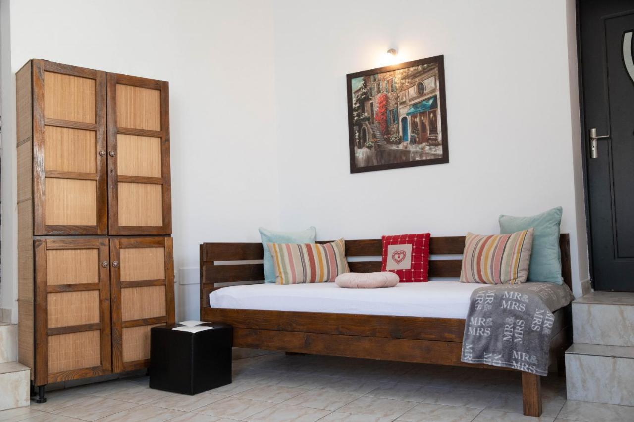 Cosy Apartment In City Centre Nagyvárad Kültér fotó